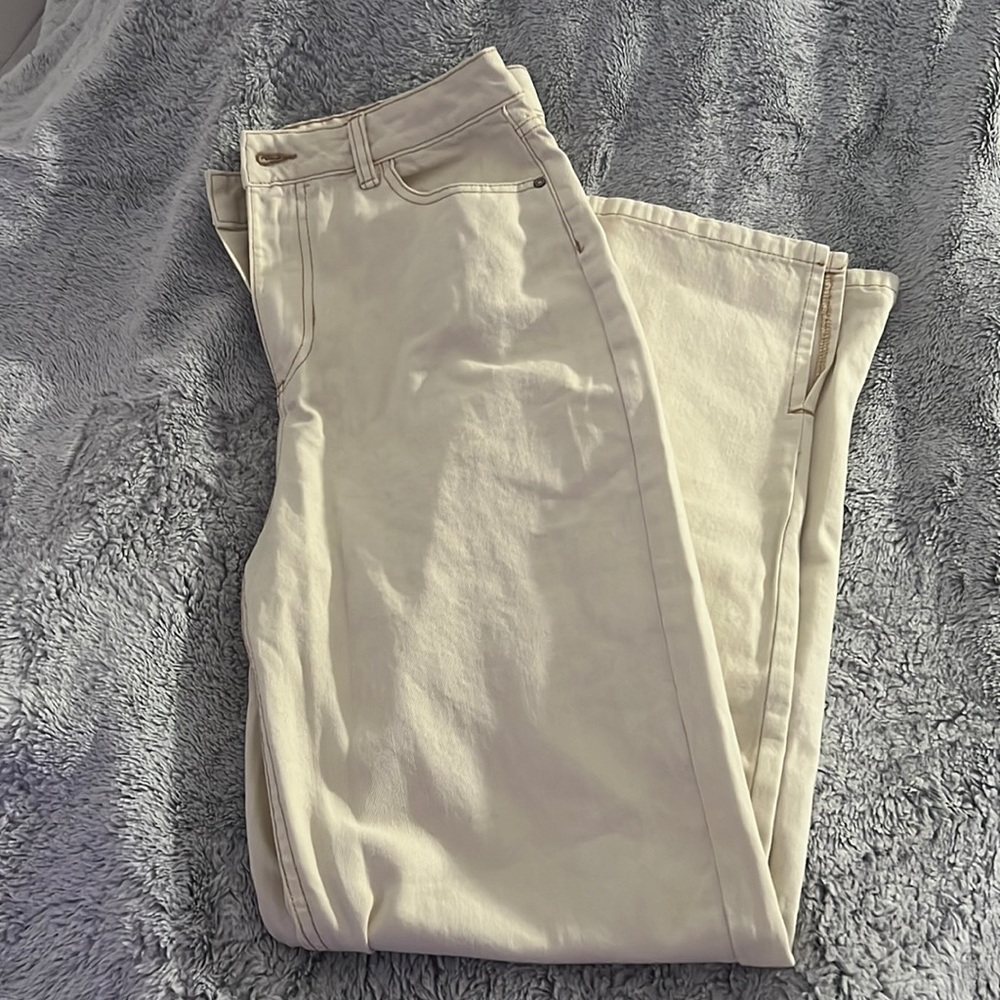 Boohoo Cream Straight Leg Ankle Slit Jeans